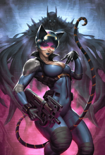 Load image into Gallery viewer, Kunkka Absolute Catwoman #1 Kendrick Lim SET OF 4 TRADE/ PINK VIRGIN/ SPOT FOIL GREEN AND PINK VIRGIN