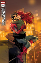 Load image into Gallery viewer, Ultimate Spider-man #15 Unknown Comic Mirka Andolfo Exclusive Var (03/26/2025)
